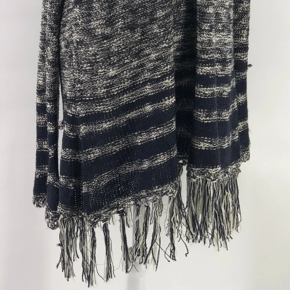 Anthropologie | Hologram Gray Hooded Sweater Large